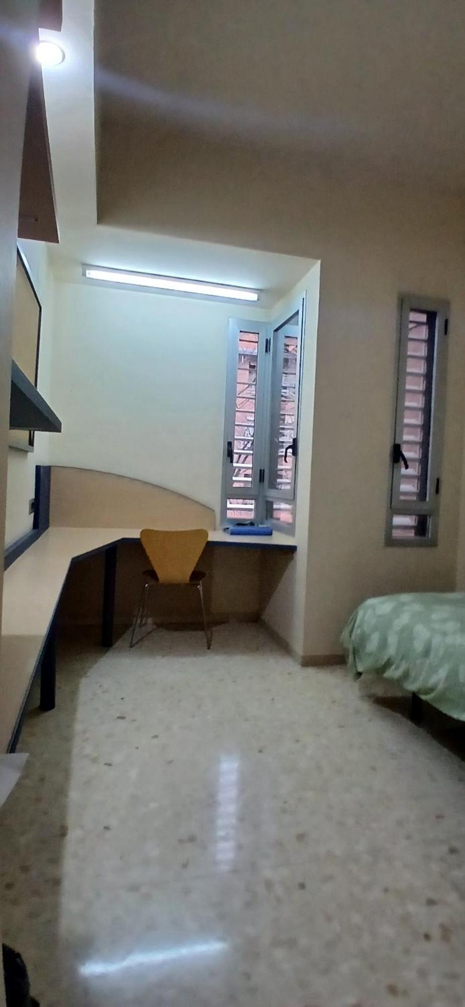 Larru Los Bermejales Residencia Universitaria Sevilla Exteriér fotografie