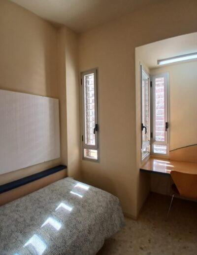 Larru Los Bermejales Residencia Universitaria Sevilla Exteriér fotografie